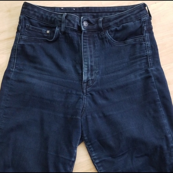 🦋 High Rise H&M Jeans - Picture 2 of 3
